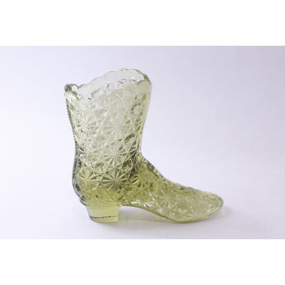 Fenton, Olive Green Glass Boot, Daisy Button Pattern, Toothpick Holder, Art - Picture 1 of 3